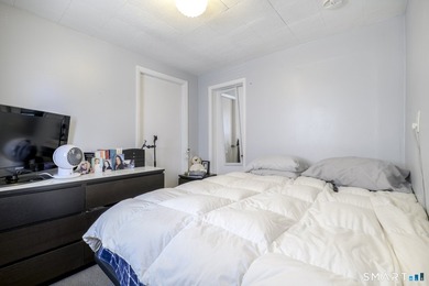 Exceptional investment opportunity in a highly convenient - photo 10