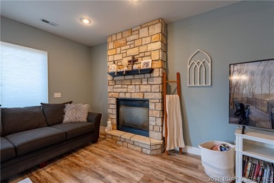Welcome to easy lake living without the waterfront price tag, in - photo 4
