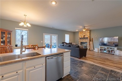 Welcome to easy lake living without the waterfront price tag, in - photo 6