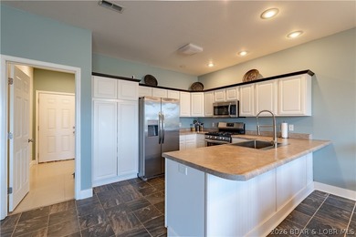 Welcome to easy lake living without the waterfront price tag, in - photo 8