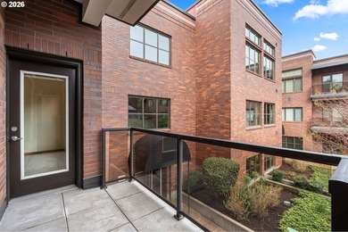 For easy and convenient living in downtown Vancouver, Washington - photo 16