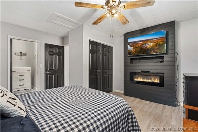 Perfectly located in the heart of Osage Beach, this beautifully - photo 18