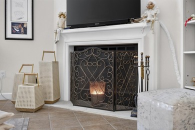 VALUE! This pristine 3-bedroom, 2.5-bath townhome offers over - photo 22