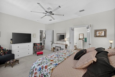 VALUE! This pristine 3-bedroom, 2.5-bath townhome offers over - photo 25