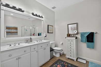 VALUE! This pristine 3-bedroom, 2.5-bath townhome offers over - photo 26