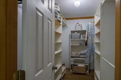 Live the lake lifestyle you've been dreaming of- water views and - photo 26