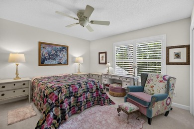 VALUE! This pristine 3-bedroom, 2.5-bath townhome offers over - photo 28