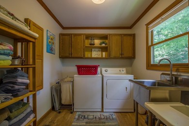 Live the lake lifestyle you've been dreaming of- water views and - photo 28