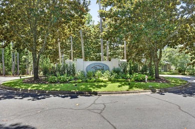 VALUE! This pristine 3-bedroom, 2.5-bath townhome offers over - photo 42