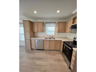 Additional listing photo 1