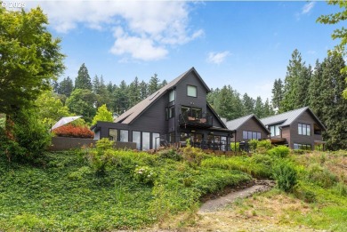 Lake Home For Sale in Lake Oswego, Oregon