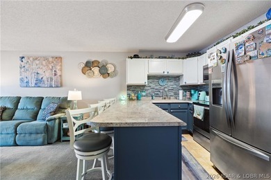 Motivated sellers! Experience the ultimate lakefront lifestyle - photo 9