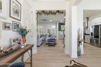 Experience the elegance of this stunning Craftsman-style - photo 6
