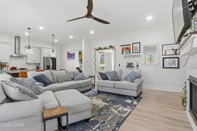 Experience the elegance of this stunning Craftsman-style - photo 10
