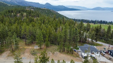 Welcome to 550 Muir Road in Fintry, a beautiful 9,000 sq ft - photo 2