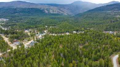 Welcome to 550 Muir Road in Fintry, a beautiful 9,000 sq ft - photo 8