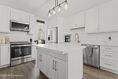Wonderful Home on Prestigious Windance Golf Course! Enjoy golf - photo 11