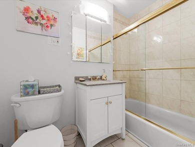 Mint! Corner 2 Bedroom and 2 New Baths. Brand new eat-in kitchen - photo 16