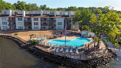 Lake of the Ozarks Condo For Sale in Lake Ozark Missouri