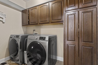 Wonderful Home on Prestigious Windance Golf Course! Enjoy golf - photo 22
