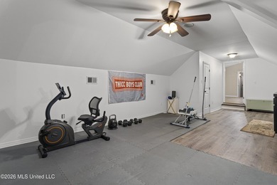 Wonderful Home on Prestigious Windance Golf Course! Enjoy golf - photo 30