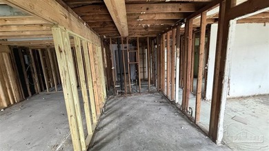 Value-add opportunity in a prime Pensacola location. This - photo 8