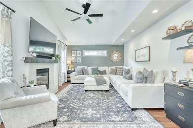 STYLE. SPACE. SERIOUS ENTERTAINING... inside & out! This isn't a - photo 15