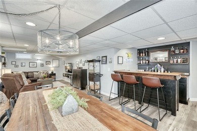 STYLE. SPACE. SERIOUS ENTERTAINING... inside & out! This isn't a - photo 30