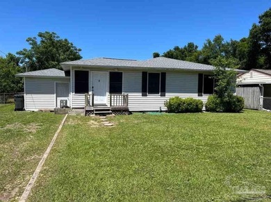 This 2 bedroom, 1 bath home offers 995 square feet and comes - photo 1