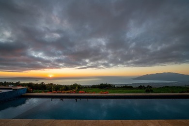 A truly rare offering in coveted Keokea. This exceptional - photo 44