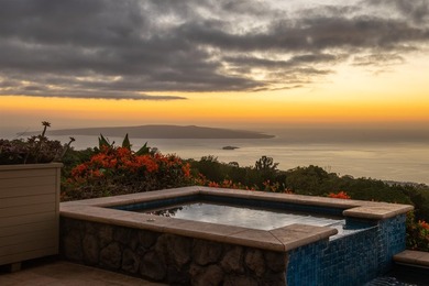 A truly rare offering in coveted Keokea. This exceptional - photo 45