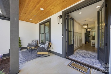2023 build, sitting on 4.77 acres this 4BR, 3.5BA home blends - photo 5