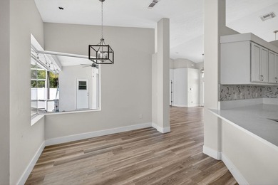 Welcome to your private Florida retreat in the highly desirable - photo 11