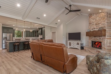 Lake Tawakoni Waterfront Living at Its Finest! Enjoy - photo 13