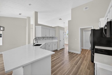 Welcome to your private Florida retreat in the highly desirable - photo 13