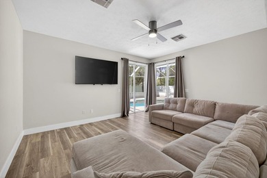 Welcome to your private Florida retreat in the highly desirable - photo 16