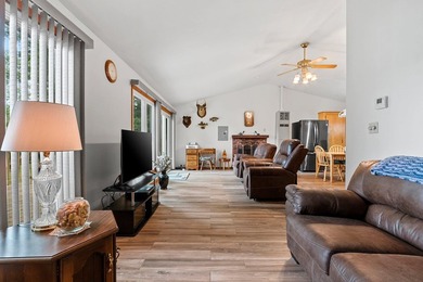 Welcome to your waterfront escape on scenic Lee Lake! Enjoy 238 - photo 17