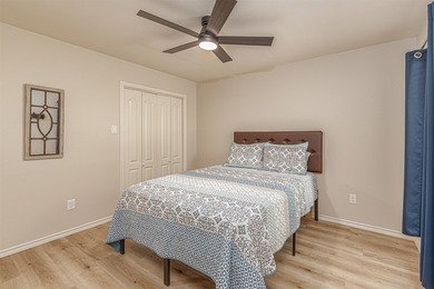 Lake Tawakoni Waterfront Living at Its Finest! Enjoy - photo 21