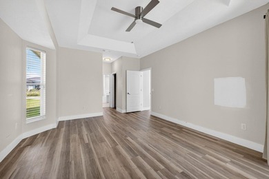 Welcome to your private Florida retreat in the highly desirable - photo 24