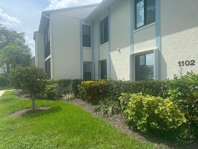 Beautiful corner unit condo in first floor 2-bed / 2-bath unit - photo 28