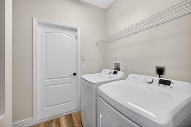 Welcome to your private Florida retreat in the highly desirable - photo 29