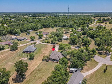 Lake Tawakoni Waterfront Living at Its Finest! Enjoy - photo 34