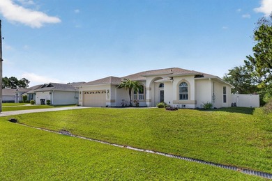 Welcome to your private Florida retreat in the highly desirable - photo 40