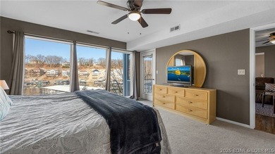 Outstanding lakeview condo in a beautifully maintained - photo 10