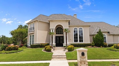 Welcome to this exceptional former Windsor luxury model home in - photo 3