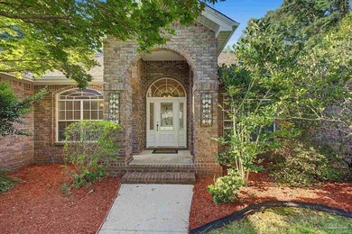 POOL HOME ~ GATED NEIGHBORHOOD ~ UPDATED KITCHEN ~ FRESHLY - photo 3