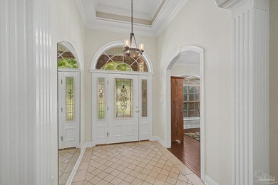 POOL HOME ~ GATED NEIGHBORHOOD ~ UPDATED KITCHEN ~ FRESHLY - photo 4