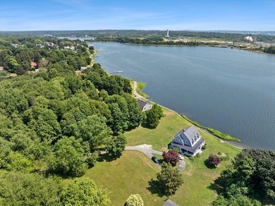 Presenting 1366 Gardners Neck rd, a waterfront colonial set on 2 - photo 7