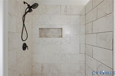 Welcome to 7900 Glendale Estates Dr, a beautifully renovated - photo 21