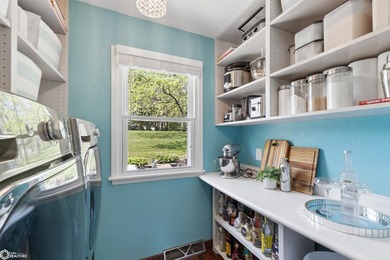 Enjoy the best of country-style living with the convenience of - photo 22